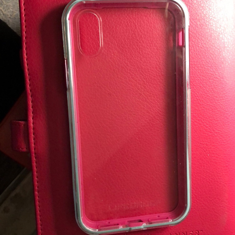 iPhone X  Lifeproof Case